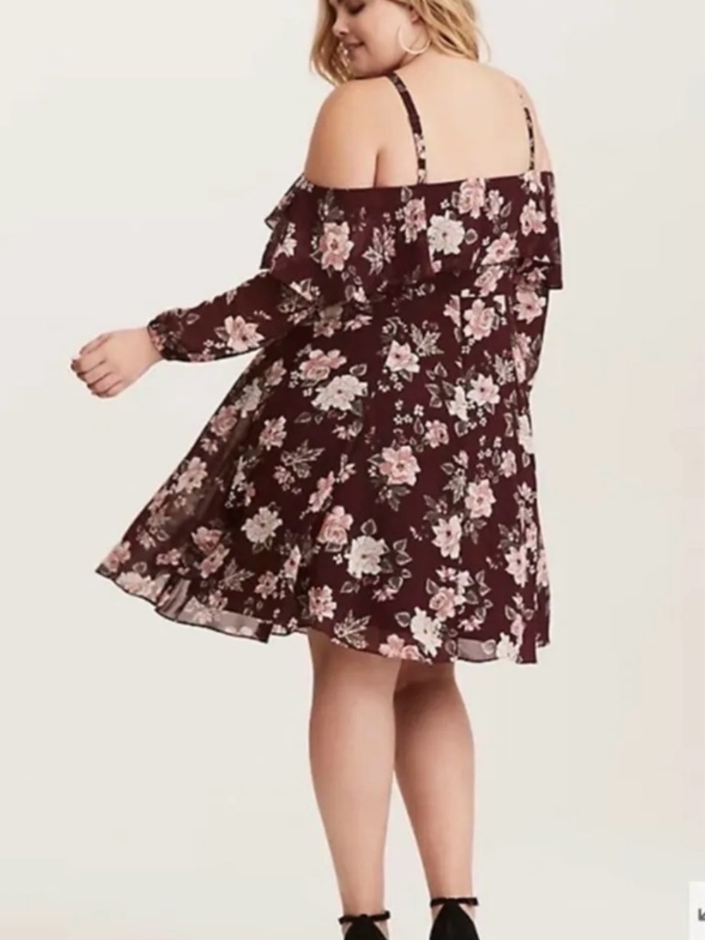 🌺Torrid burgundy floral print chiffon ruffled skater dress - Picture 3 of 9